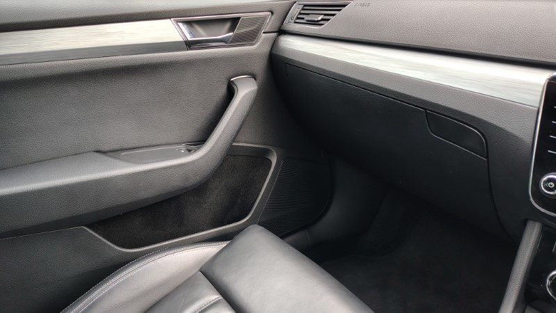 Ukc Stockport Skoda Phev For Sale (21)